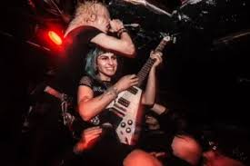 blog thorn-magazine band
