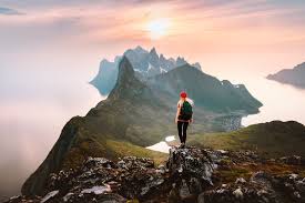the rise of solo travelers creativeculturetribe